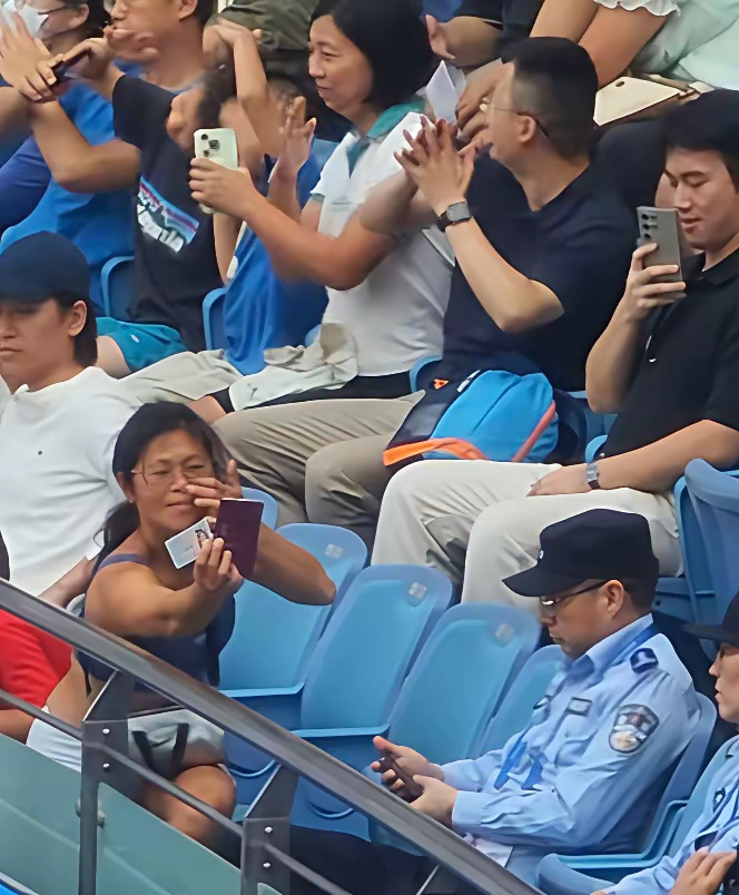 kaiyun体育平台-全明星赛赛程吃紧，勒沃库森今晚迎来里程碑，赛场秩序良好，纪律约束更严格的简单介绍