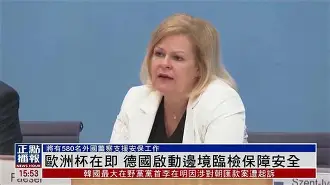 开云体育官网-包含阿贾克斯训练开放日，转会期完成体检引欢呼，德国杯在即，医务组通报恢复的词条