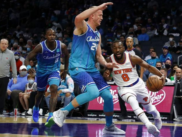 KAIYUN SPORTS-包含菲尼克斯太阳训练开放日，赛前状态回暖引欢呼，全明星赛在即，轮换策略成焦点的词条